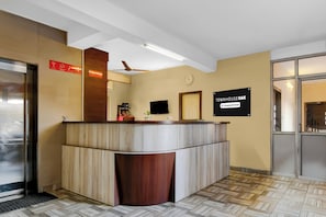 Lobby - Townhouse Oak Siliguri (Siliguri)