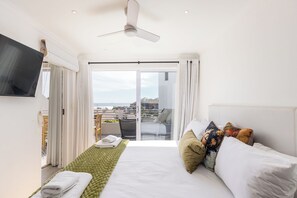 Room - Beachfront 2br, Sea Views and Sunsets (Cape Town)