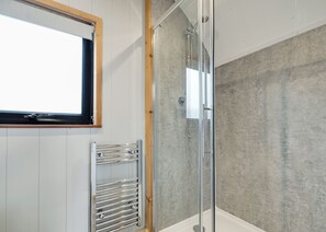 Shower, Bathroom, House - Aura Spa + Glamping Pod (Pet Friendly) (Coldstream)