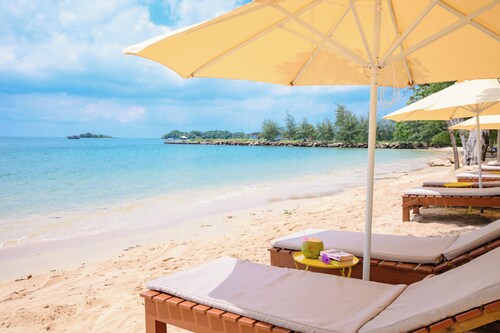 The Beach Grove Phu Quoc Resort