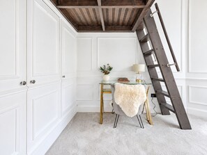 Interior - Lovely Flat near Royal Botanic Garden (Edinburgh)