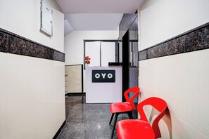 Lobby - Hotel O Om Sai Residency (Bengaluru)