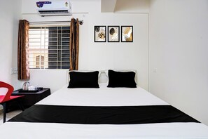 Room - Hotel O Om Sai Residency (Bengaluru)