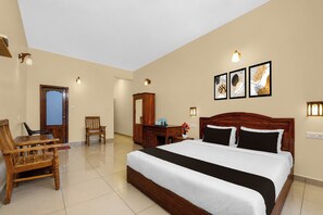 Room - Collection O Elephant Camp Thekkady (Thekkady)