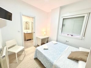Room - HOSPEDAJE LA PAZ (Madrid)