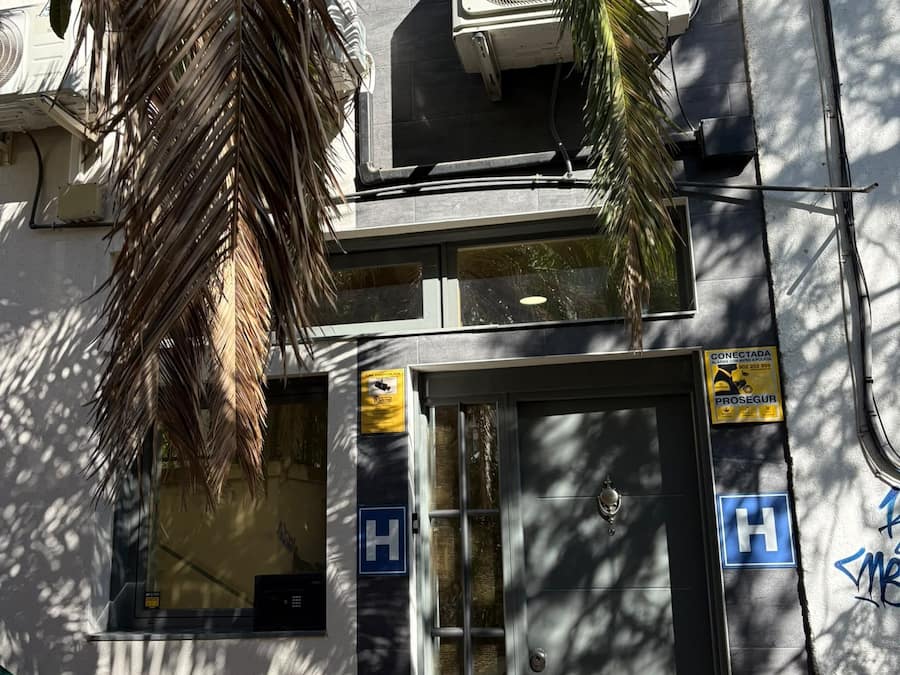Fachada da propriedade