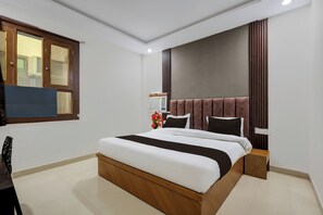 Room - Townhouse Geeta Nagar Metro Station (Kanpur)