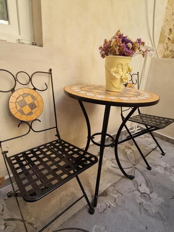 Outdoor dining - Apartment Seabed - One Bedroom Apartment (Piran)