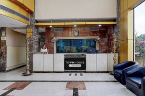 Lobby - Townhouse Koyambedu (Chennai)
