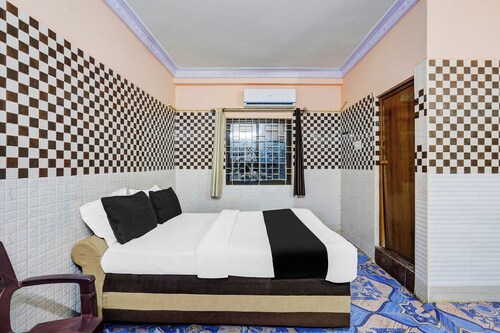 Hotel O VIT Road Vellore