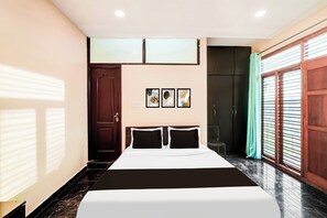 Room - Collection O Datgalli (Mysore)