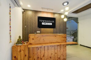 Lobby - Townhouse Sarath City Mall Hyderabad (Hyderabad)