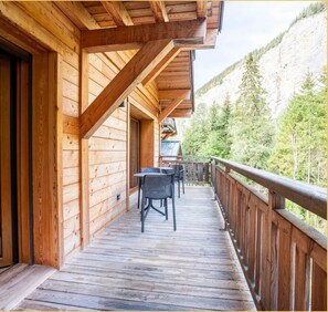 Outdoor dining - Les trois Sophie I T2 I Morzine (Morzine)