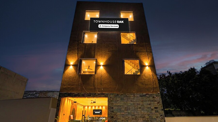 Townhouse OAK Chandigarh Ambala