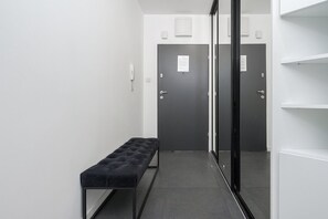 Landing - Central Apartment with Terrace (Łódź)