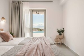Room - Blue Pearl Dreamville (Mousata)