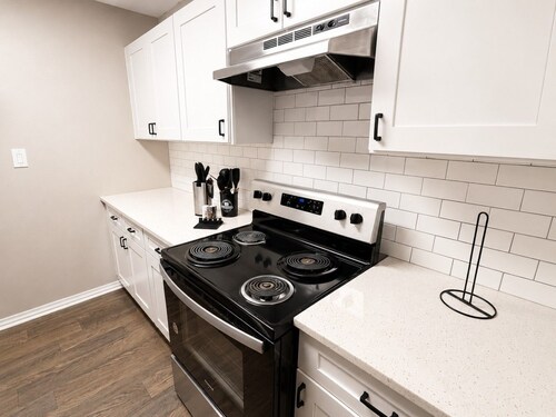 Magnolia Haus Hoover | King + Queen Stay E5