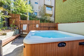 室外 SPA 浴缸