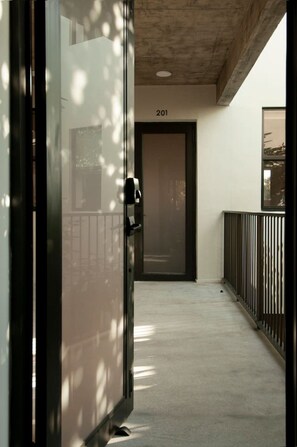 Interior - 202-Tropical Refuge Near Wynwood+Rubell Museum (Miami)