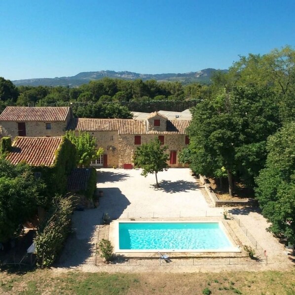 Exterior - New Listing (Carpentras)