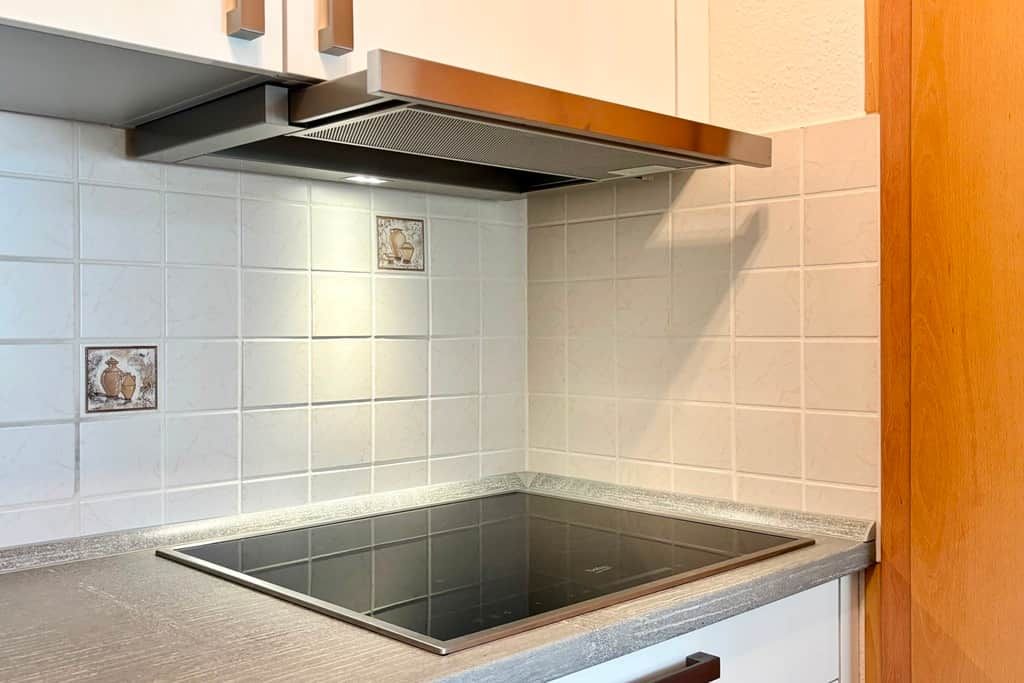 Cerankochfeld mit Dunstabzug