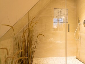 Bathroom - Aapelwin on Fohr (Oldsum)