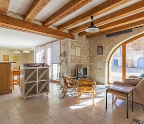 Living area - Charming house in vineyards - 6 guests (Le Puy-Notre-Dame)