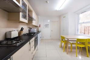 Private kitchen - Tooting Broadway Rooms (London)