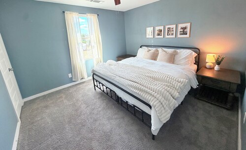 Charming 10 acre homestead stay in Ennis