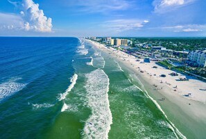 Beach - Welcome to the Sandy Beach Oasis, your relaxing New Smyrna Beach getaway! (New Smyrna Beach)