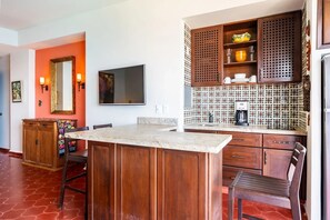 Private kitchen - Cozy oceanfront studio (Puerto Vallarta)