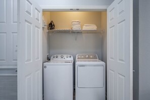 Interior - Vista Cay 3BR Condo Pools Near Universal (Orlando)