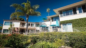 Exterior - Spacious studio that sleeps 4, steps from the beach in Laguna Beach (Laguna Beach)