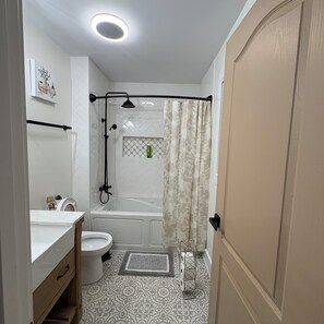 Bathroom - House in Lithia Springs (Lithia Springs)