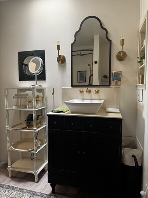 Bathroom - Modern Vintage Guest Suite w/ Private Courtyard & Spa Bath (Sierra Vista)