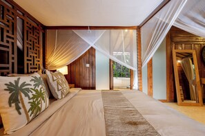 Room - Spacious 4BR Villa with Private Pool in Bali (Badung)