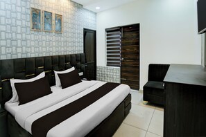 Room - Hotel O Crystal (Ludhiana)