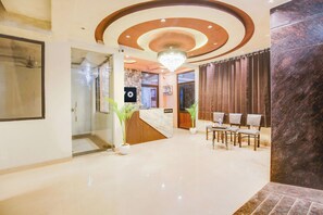 Lobby - Hotel O Royal Regency (Ludhiana)