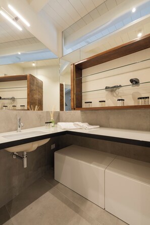 Bathroom - New Listing (Sant'Angelo In Vado)