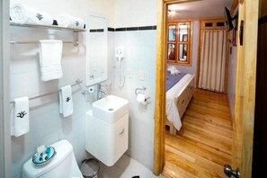 Bathroom - Hotel Parque Mexico - Petit (Mexico City)