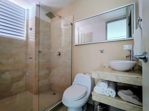 Bathroom - New Listing (Barranquilla)