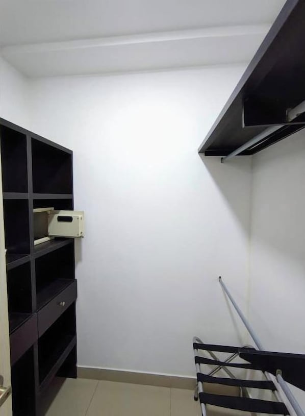 Interior - New Listing (Barranquilla)