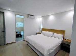 Room - New Listing (Barranquilla)