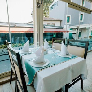 Dining - Ener Old Castle Resort Hotel (İzmit)