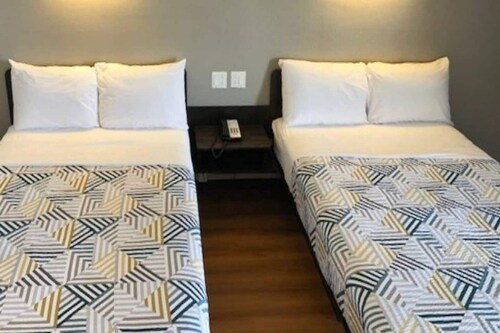 M6 Paris, Tx_2 Full Beds | Nsmk, Micfridge