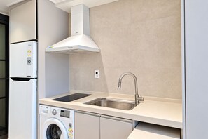 Private kitchen - BLUEWING YACHT HOTEL (BUSAN)