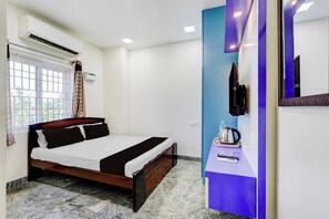 Room - Hotel O Eswar Palace Pattabiram (Chennai)