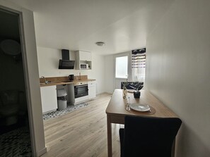 Private kitchen - New Listing (Thorigny-sur-Marne)