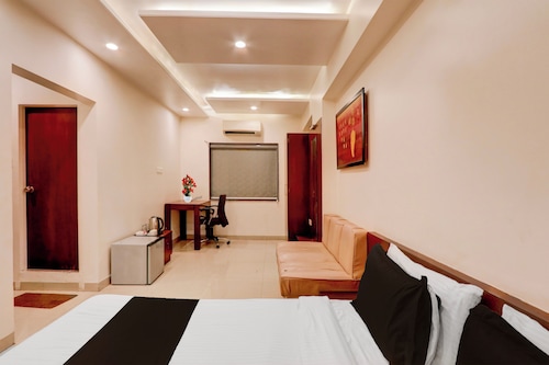 Townhouse Oak Ramdaspeth Downtown