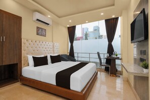 Room - Collection O New Garia Railway Station (Kolkata)
